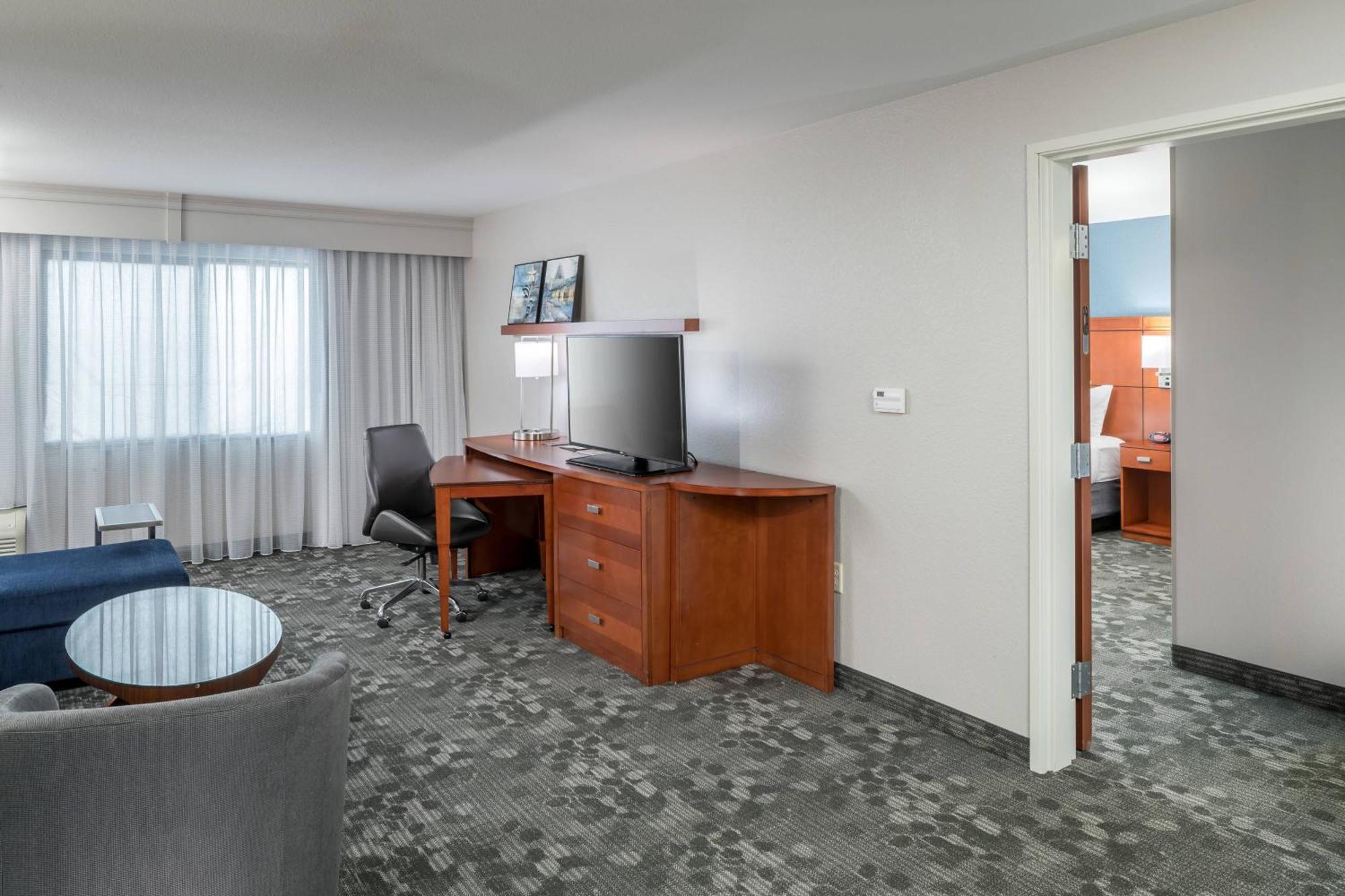 Courtyard By Marriott Austin Parmer Tech Ridge Esterno foto
